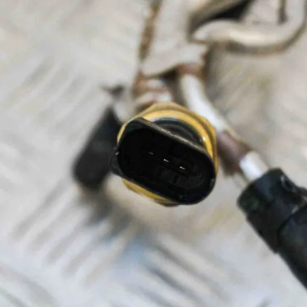 Rampe d'injection Bentley Continental Coupe (3W_) OEM image 4