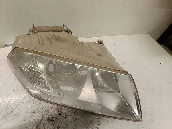 Oikea Etuvalaisin Skoda Octavia 1.9 TDI OEM image 8