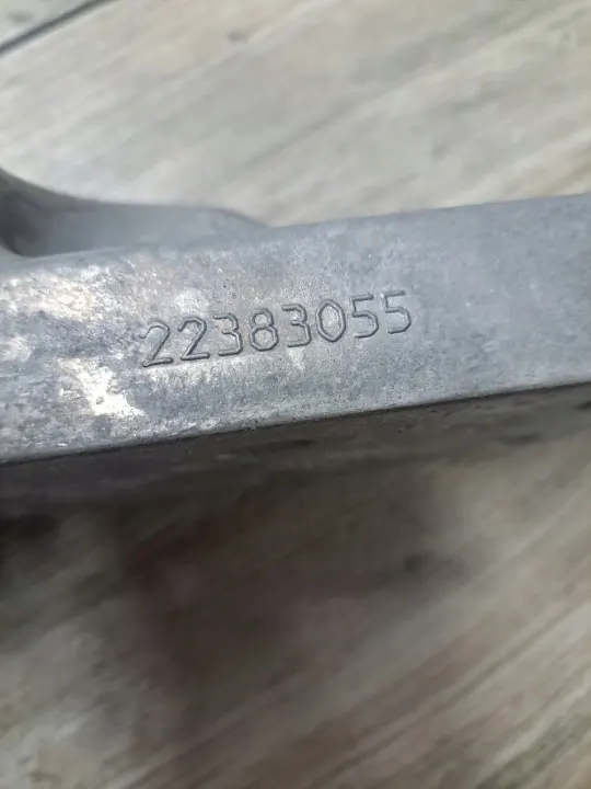 OEM 22383055 Ohjausripustuksen Kiinnitys Taka Volvo FH image 5