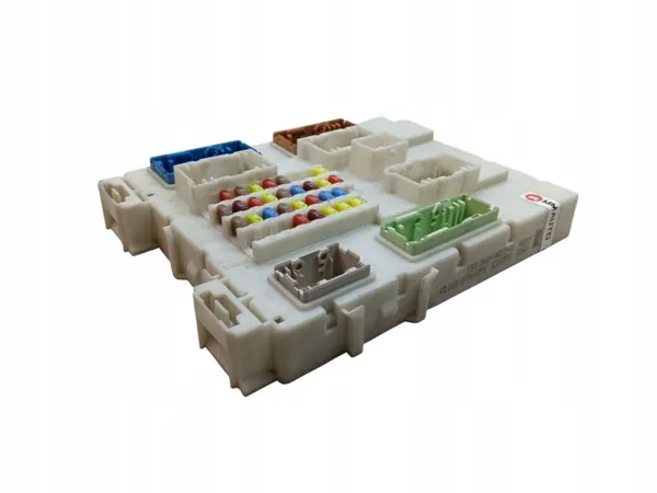 Zekeringkast BSI OEM BV6N-14A073-FU Ford Focus MK3 image 4