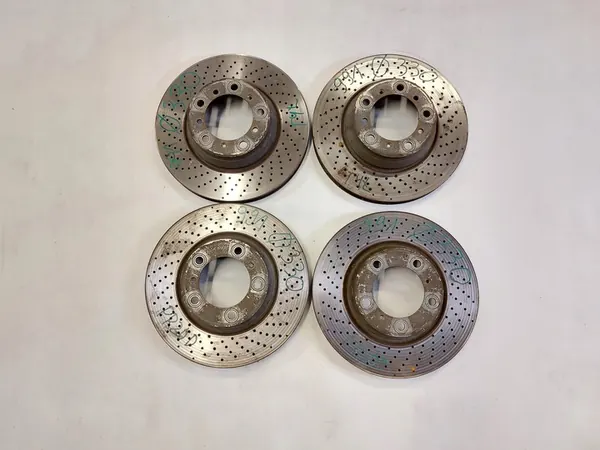 Porsche Carrera 991 Remschijf Set 9P1615301A image 2