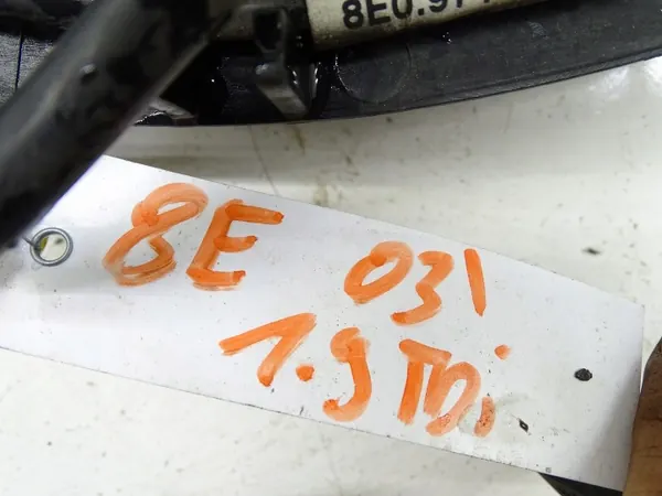 Jäähdytinpuhallin Audi A4 B6 1.9 TDI 130hv OEM 8E0121205Q image 6