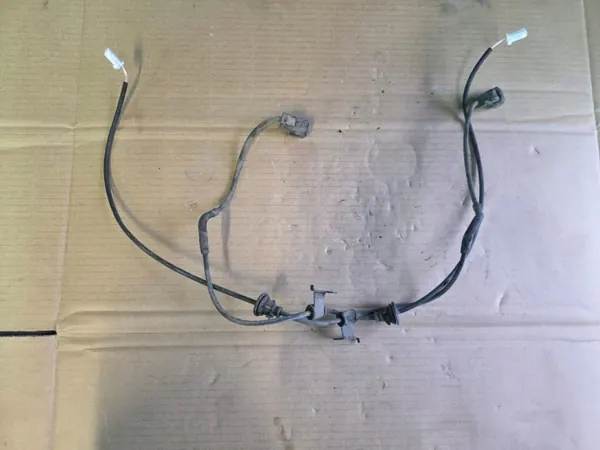 Cable Sensor ABS Trasero OEM M-MARCEL Toyota Yaris III image 2