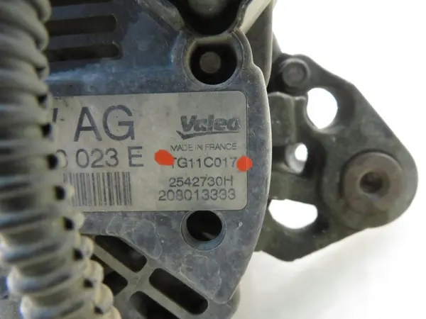 Vaihtovirtageneraattori 1.6 1.9 2.0 TDI Audi A1 A3 Seat Altea OEM image 3