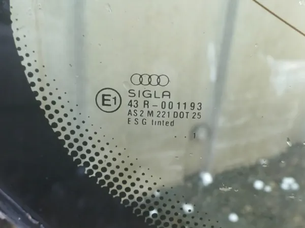 AUDI 80 B3 Heckscheibe OEM LUK226 image 3
