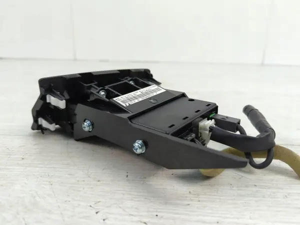 Mazda 6 CD-byttare OEM GHP966EF1 (2012-2015) image 5