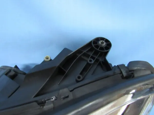 Linker Mercedes W204 Lift Bi-Xenon ILS LED Europa image 7