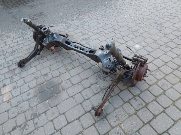 OEM-taka-akselipalkki Hyundai i30/Kia Ceed image 4
