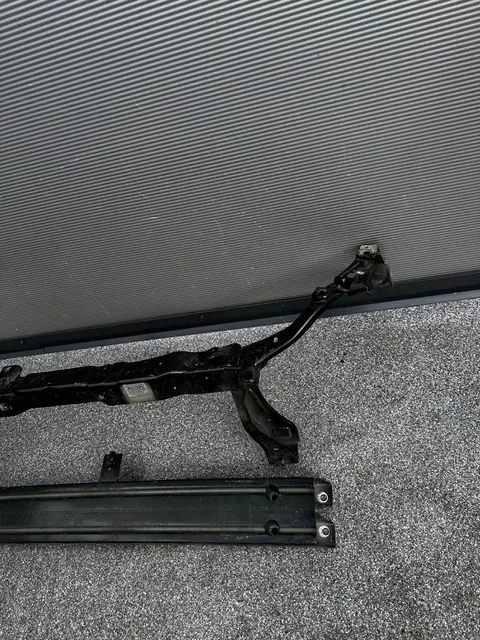 Trave di rinforzo anteriore Opel Mokka A prima del facelift image 2