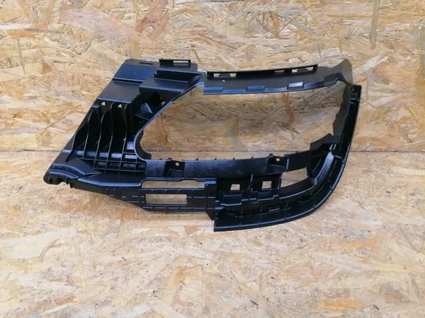 Stötfångare Glidplatta Avgasfäste Vänster Bak OEM image 2