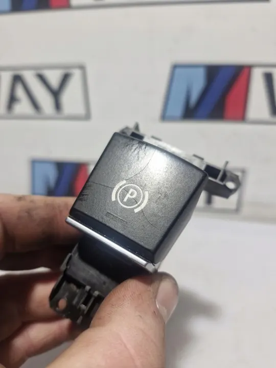 Interrupteur de frein à main BMW F06 F10 F25 F26 6822519 image 2