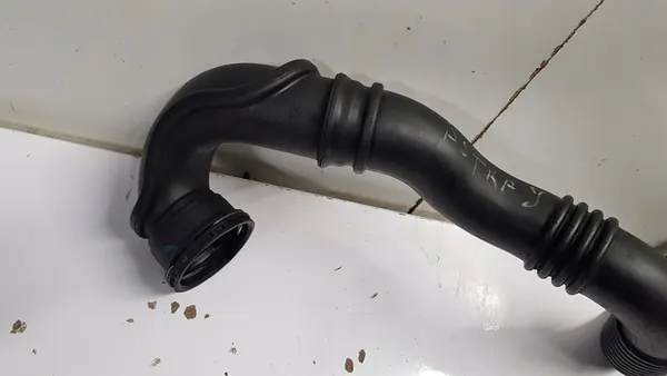 Mangueira de ar do turbocompressor Opel Diesel image 2