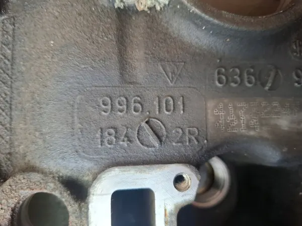 Bloque Motor Porsche OEM 996101184 3.6L M96.03 image 10
