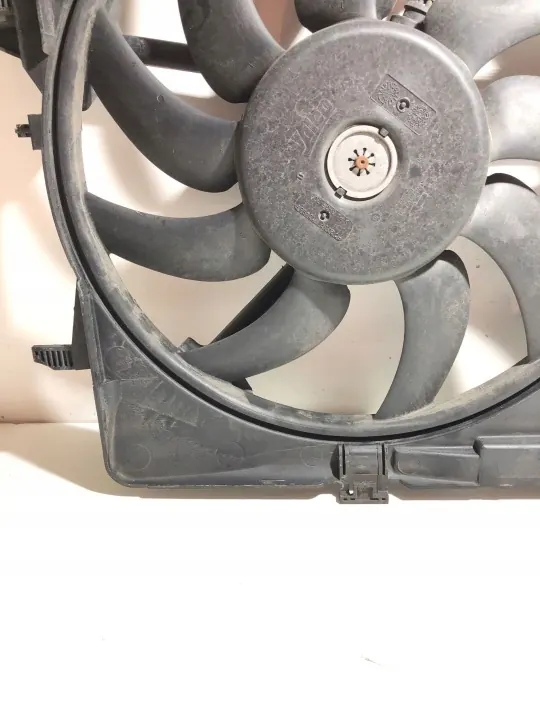 Ventilator Audi Q5 8R OEM 8K0121003Q - Gebruikt image 5
