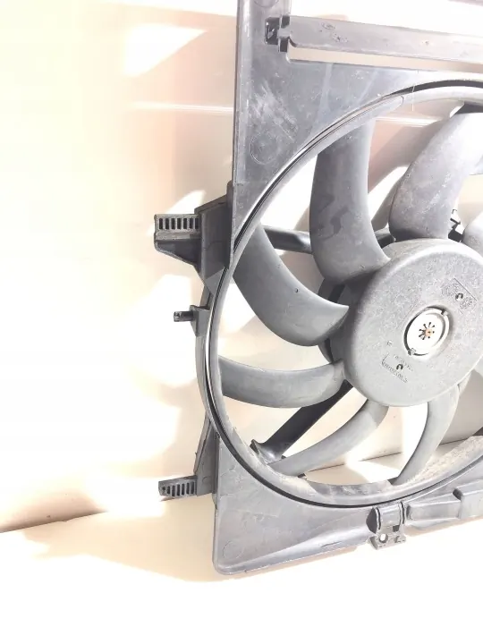 Ventilator Audi Q5 8R OEM 8K0121003Q - Gebruikt image 6