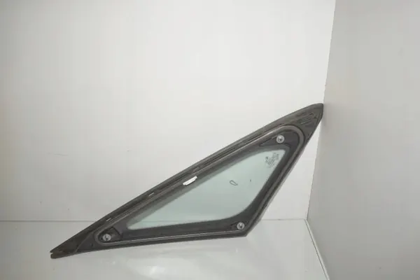 Begagnat Höger Framruta OEM 51377326156 BMW 2 Active Tourer image 3