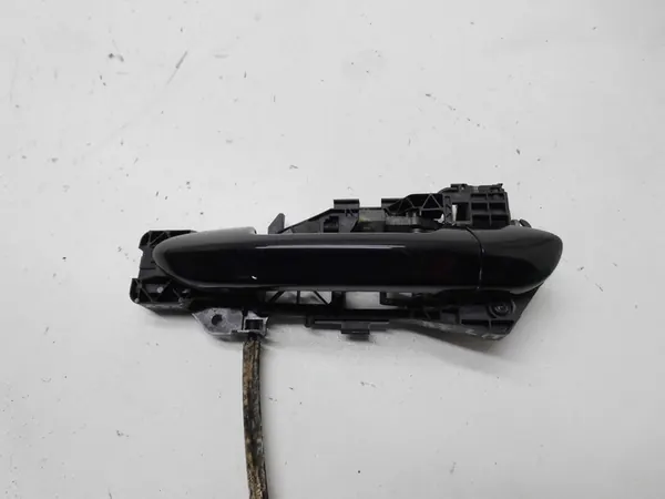 VW Passat B6 B7 vasen takaluukun kahva musta OEM image 2