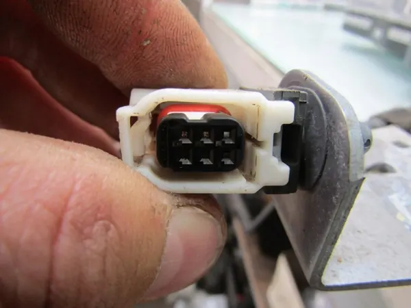 Batterie Mazda BDMC-67ZB3-E - 10Ah d'occasion OEM image 6