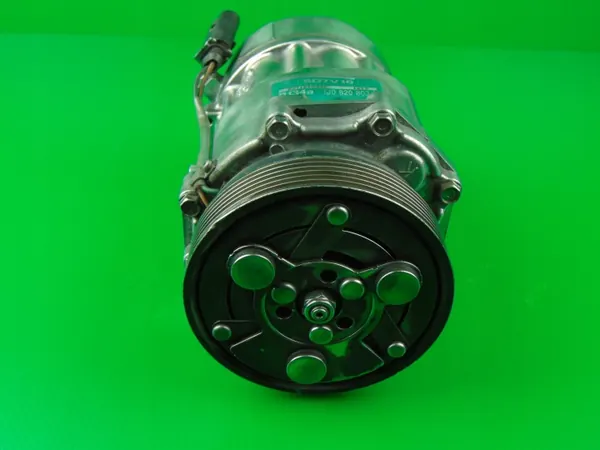 Compresor A/C OEM 1J0820803F para Golf IV 1.9TDI image 3