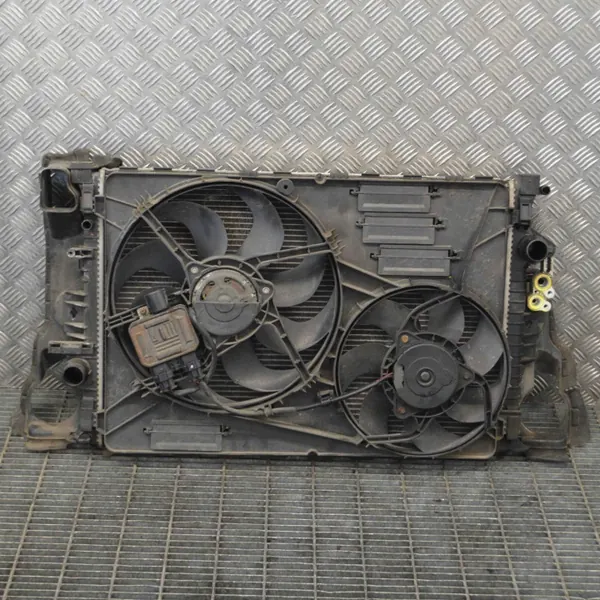 Peças de refrigeração OEM 993836F para Volvo V70 III image 4