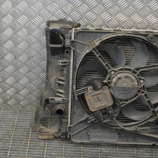 Peças de refrigeração OEM 993836F para Volvo V70 III image 5