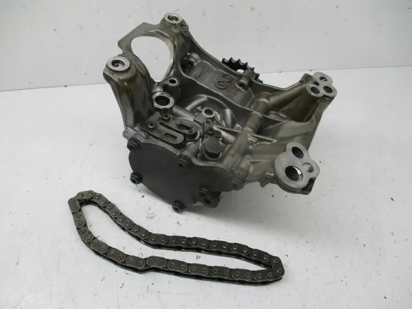 Pompe à huile BMW OEM 8579944 pour G20 G30 G01 image 4