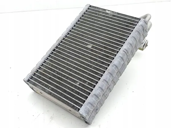 Chrysler ilmastointihöyrystin OEM R1641002 - Käytetty image 2