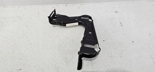 Vänster Strålkastarfäste Skoda Octavia II 1Z0 image 3