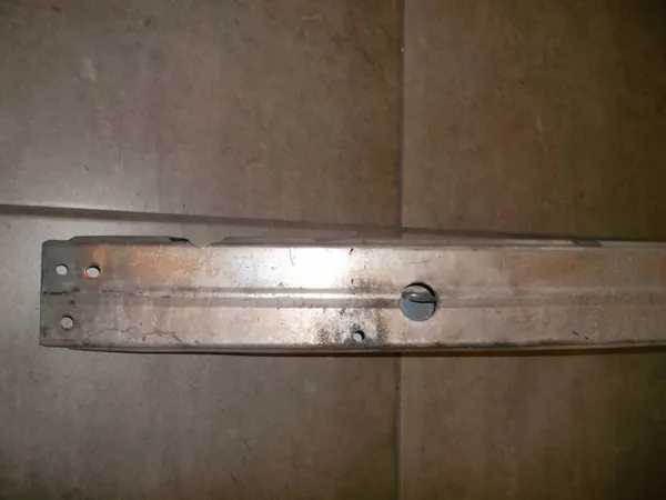 MERCEDES CLS 219 W219 Supporto Paraurti A2196200134 image 3