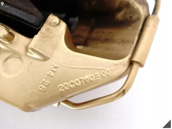 BMW Keramische Bremssättel M2 F87 M3 F80 M4 F82 Hinten image 10