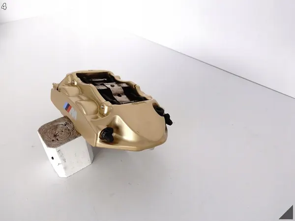 BMW Keramische Bremssättel M2 F87 M3 F80 M4 F82 Hinten image 5