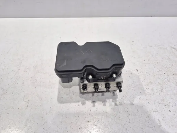 Pompe ABS OEM 44510-10110 pour Toyota C-HR image 2