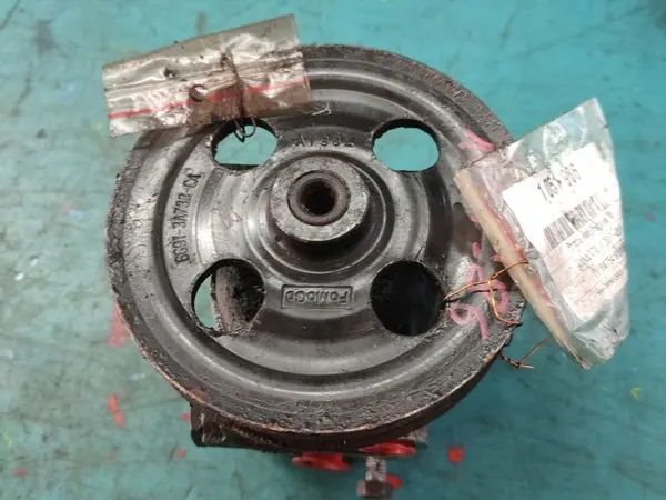 Pompe de direction OEM 31202291 pour Volvo V70 III image 2