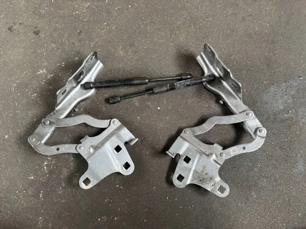 Charnières de Capot Alfa Romeo Stelvio OEM KIB20093 image 2