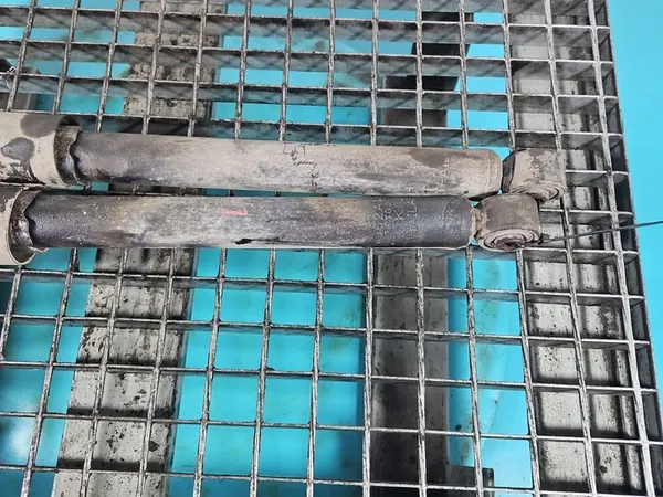 Set Ammortizzatori Posteriori Mitsubishi Space Star II S+D image 3