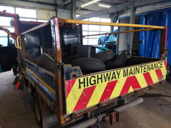 WYWROTKA OEM Iveco Daily Ladefläche Gebraucht image 3