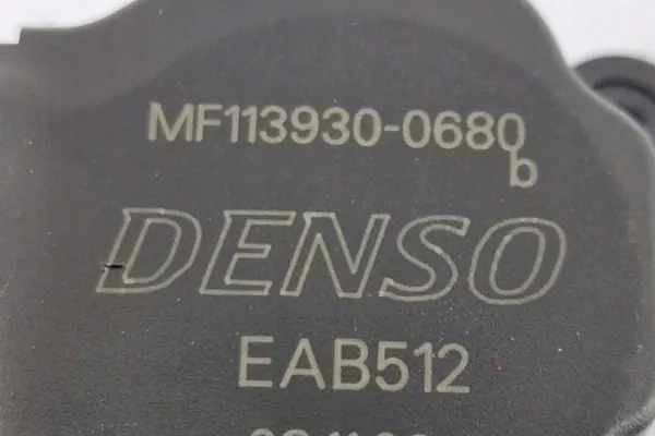 Motor de compuerta Land Rover OEM MF1139300680 Usado image 2