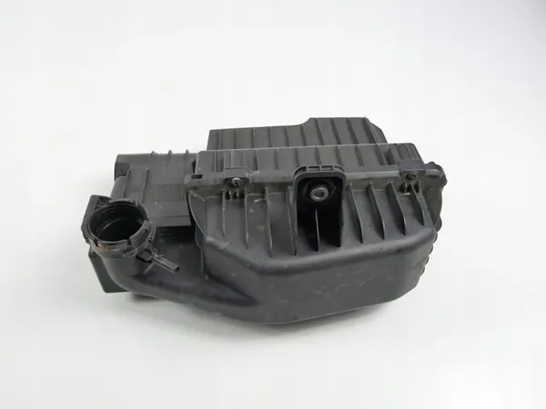 Ilmansuodattimen kotelo Peugeot 208 15-19 1.2 VTI image 3