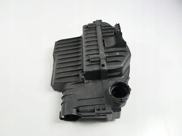 Ilmansuodattimen kotelo Peugeot 208 15-19 1.2 VTI image 4