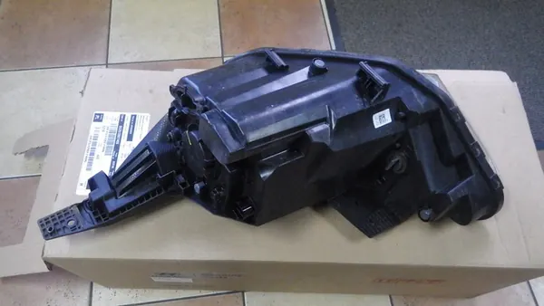 FARO Derecho HYUNDAI I20 III 92102-Q0050 image 3