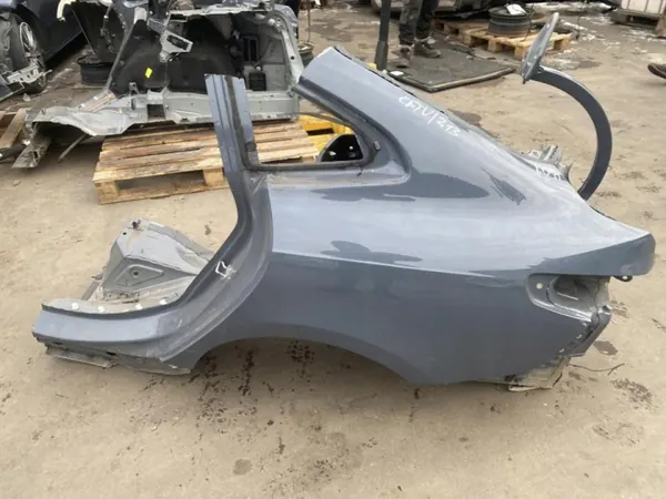 Painel lateral traseiro esquerdo BMW OEM 246416 F44 Gran Coupé image 2