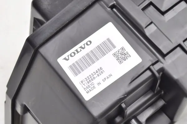 Volvo XC60 II näyttö OEM 32233456 alkuperäinen image 5