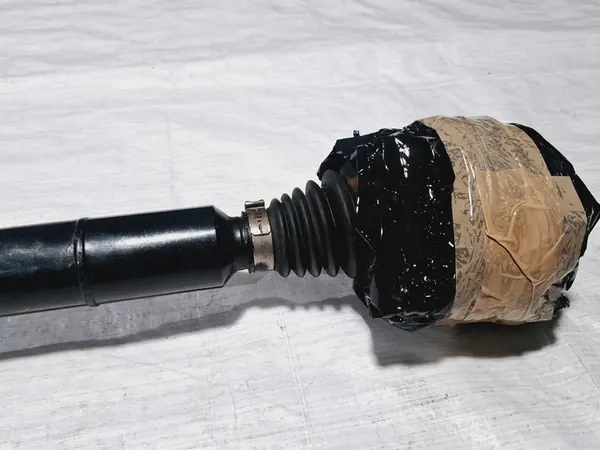 Fram höger drivaxel Skoda Octavia II 1.4 TSI image 5