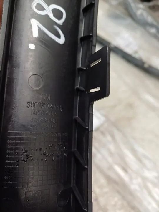 OPEL CORSA E Framskärms Spoiler Höger 39003611 OE image 3