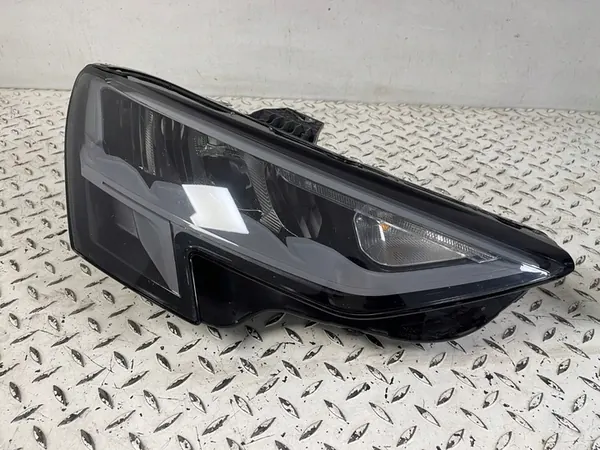 AUDI A3 8Y LIFT 20- Faro Derecho Full LED 8Y0941012 image 2
