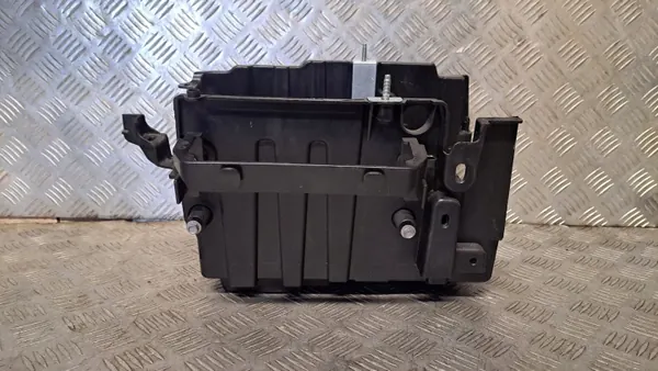 Ford OEM L1BB-10723-BB Bac à Batterie Puma MK2 image 6