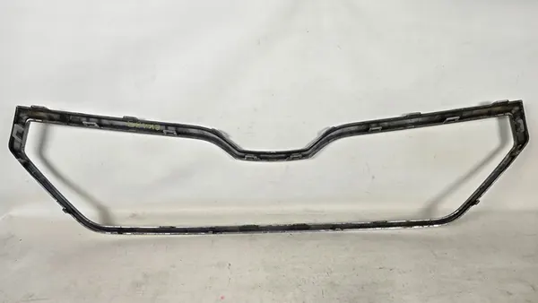 Skoda Fabia III 18-22 Chrome Grille Frame 6V0853761B image 2