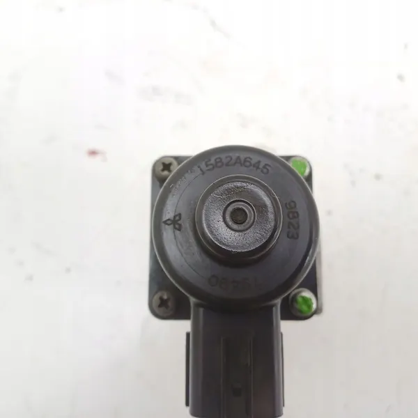 Mitsubishi EGR-venttiili 1582A645 image 2