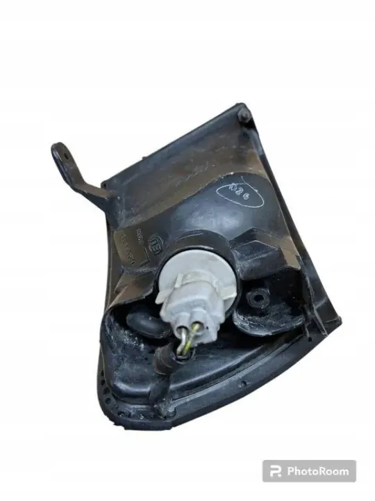 Toyota Carina T190 Blinker vorne OEM 011692 image 5