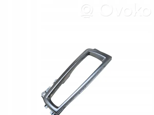 Linker beugel BMW 5 F10 F11 OEM 61319189065 image 2
